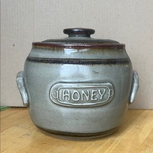Ceramic Honey Pot with Lid